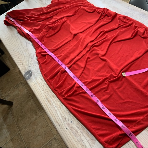 Ruched Bodycon Dress - Picture 13 of 16